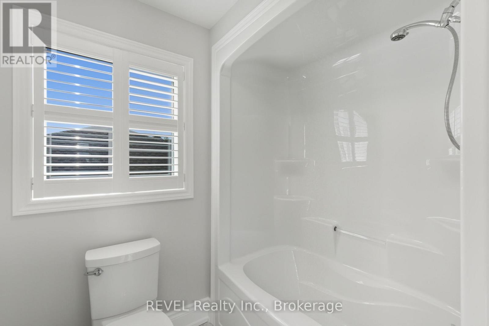 380 Pelham Road, St. Catharines, Ontario L2S 0A2 - Photo 35 - X12507092