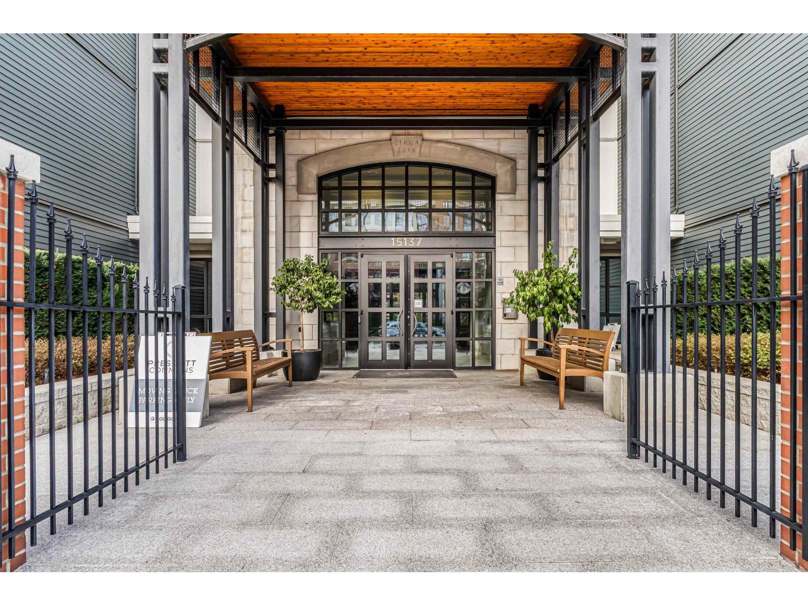 119 15137 33 Avenue, Surrey, British Columbia V3Z 0Y1 - Photo 2 - R3063970