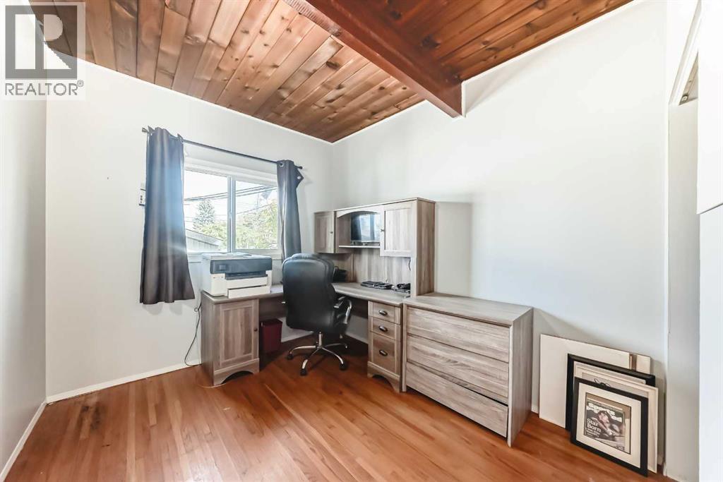 7508 36 Avenue Nw, Calgary, Alberta  t3b 1v3 - Photo 17 - A2261361