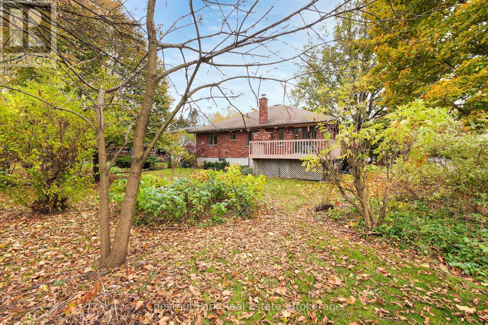 203 5th Avenue W, Owen Sound, Ontario N4K 6G2 - Photo 31 - X12507116