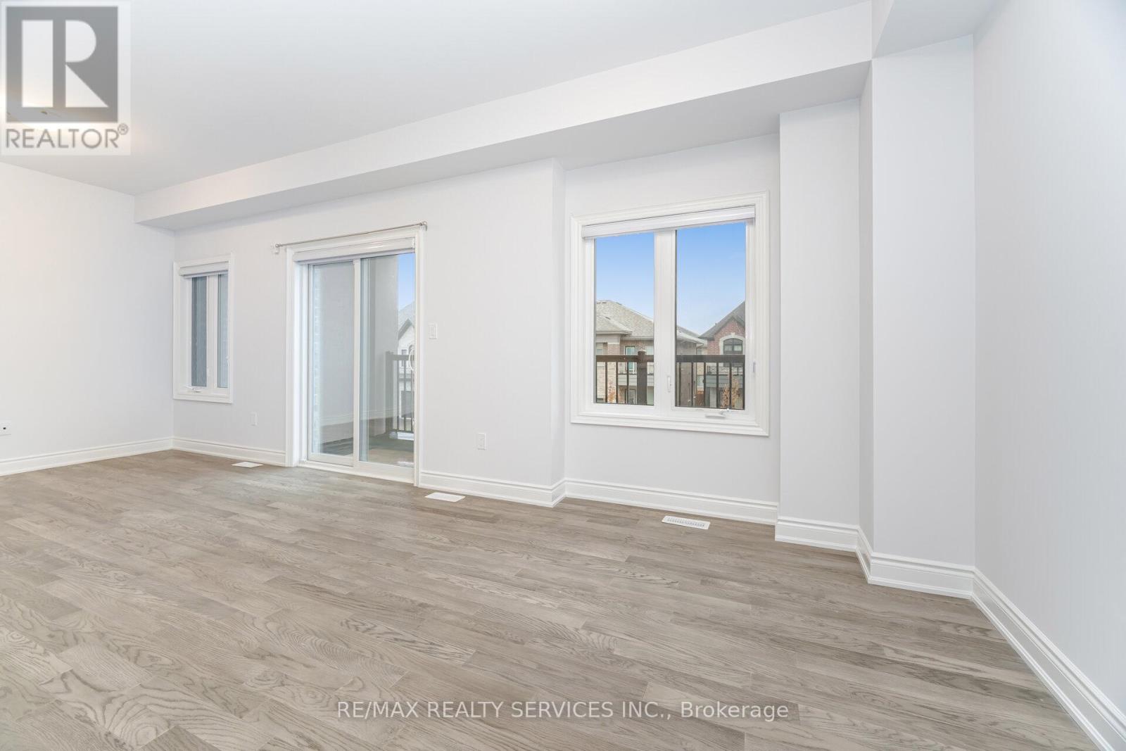 24 Alan Williams Trail, Uxbridge, Ontario L9P 0R6 - Photo 18 - N12506614