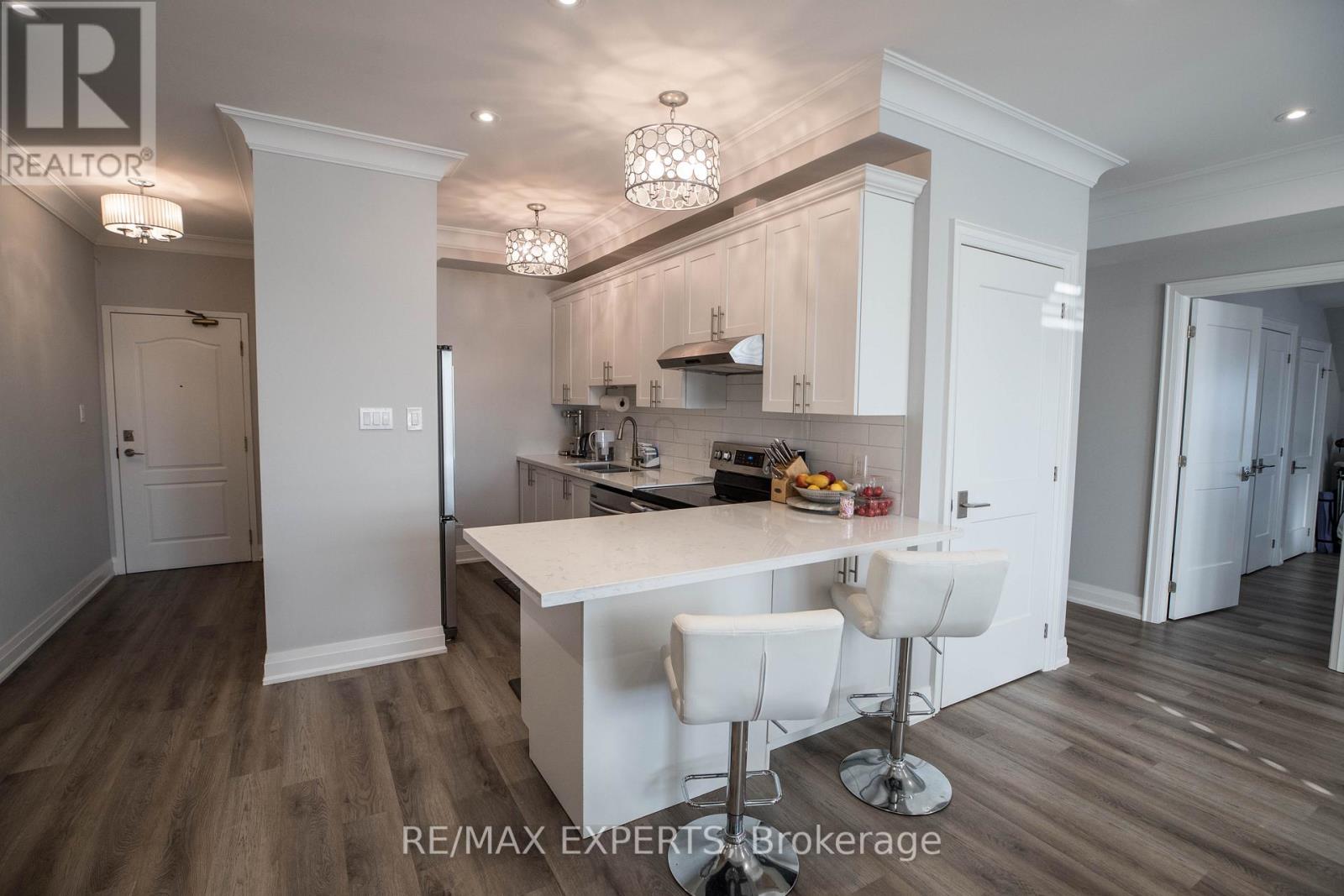 209 - 10462 Islington Avenue, Vaughan, Ontario  L0J 1C0 - Photo 12 - N12506678