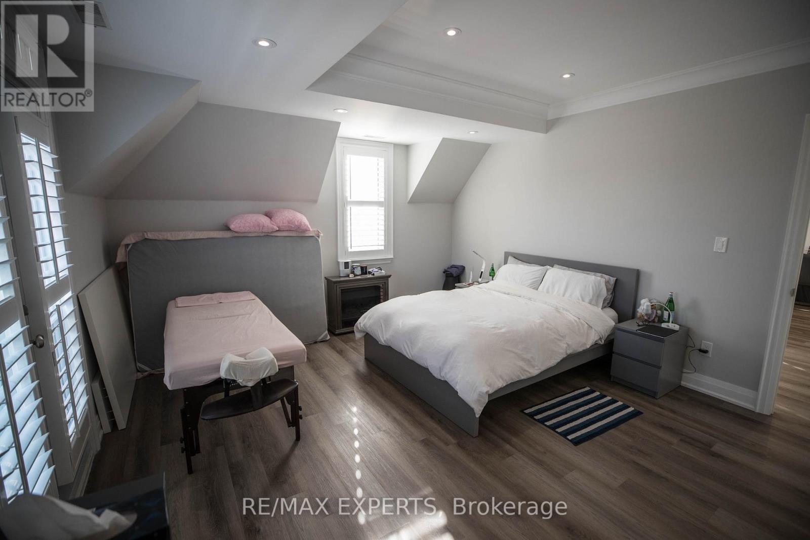 209 - 10462 Islington Avenue, Vaughan, Ontario  L0J 1C0 - Photo 18 - N12506678