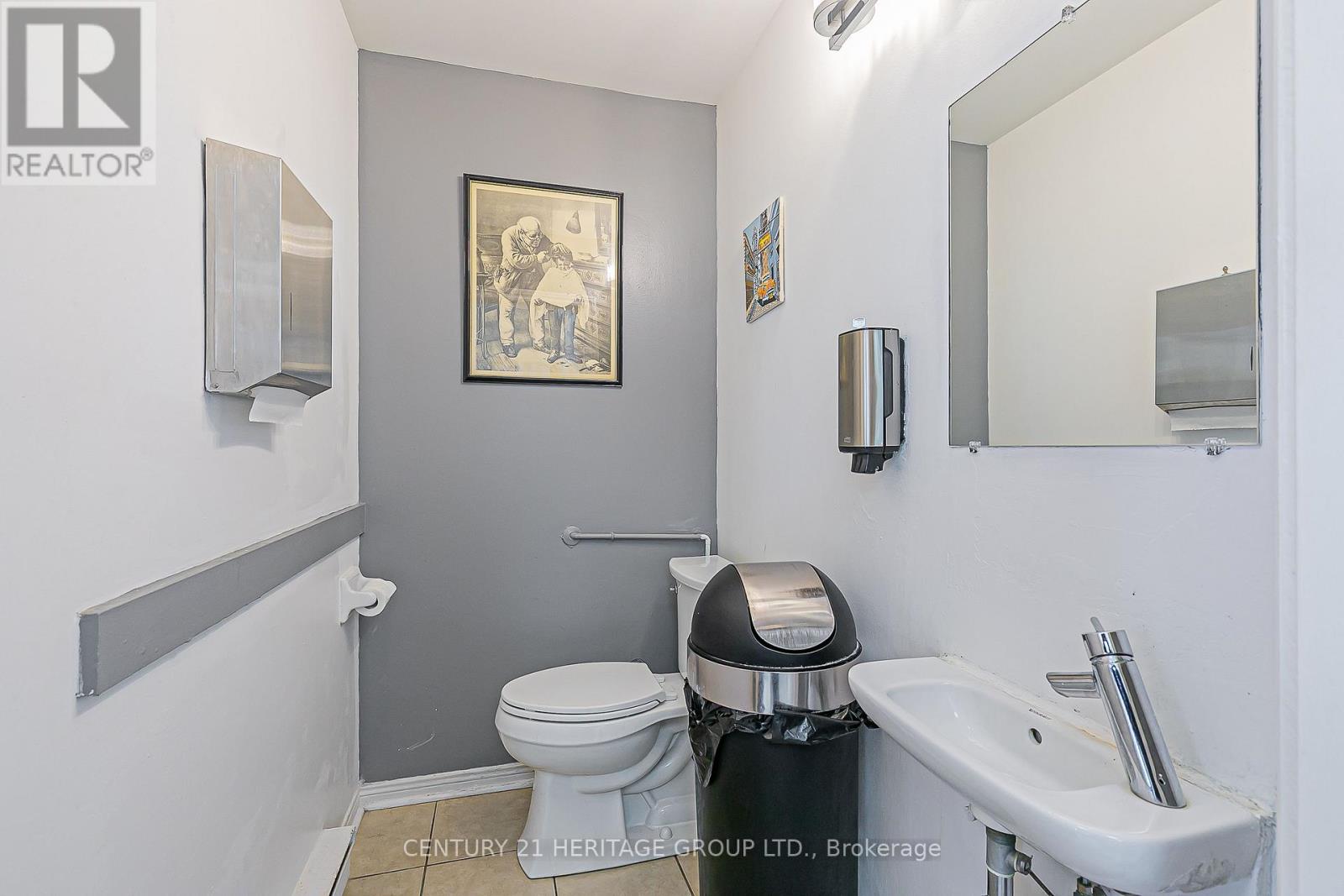 90 Main Street S, Newmarket, Ontario  L3Y 3Y7 - Photo 23 - N12506702