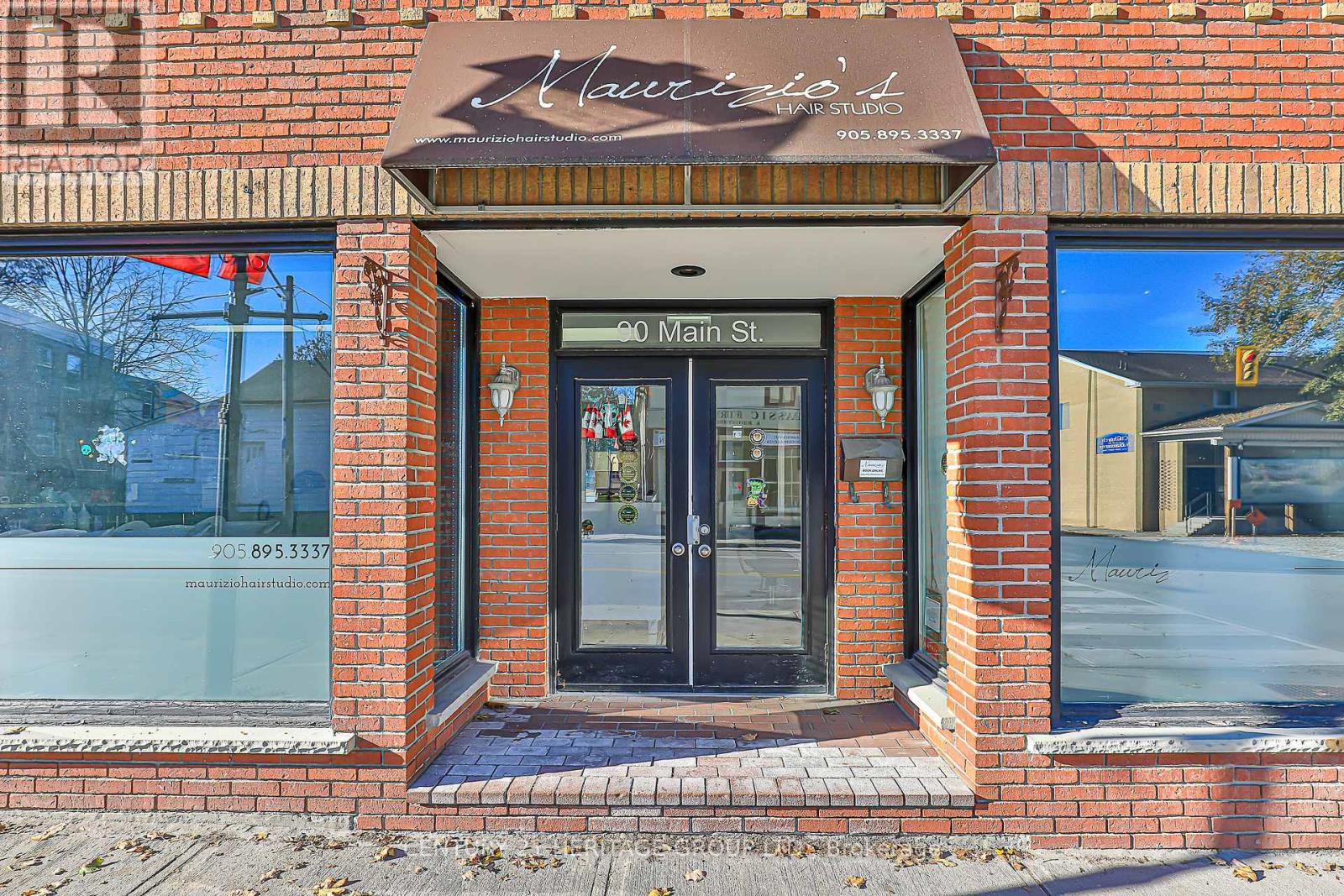 90 Main Street S, Newmarket, Ontario  L3Y 3Y7 - Photo 4 - N12506702