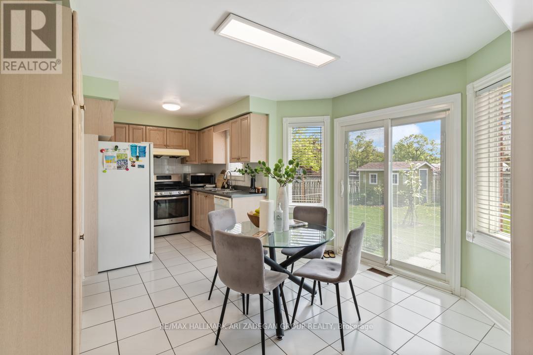 1 Grampian Avenue, Vaughan, Ontario  L6A 2A3 - Photo 13 - N12506792