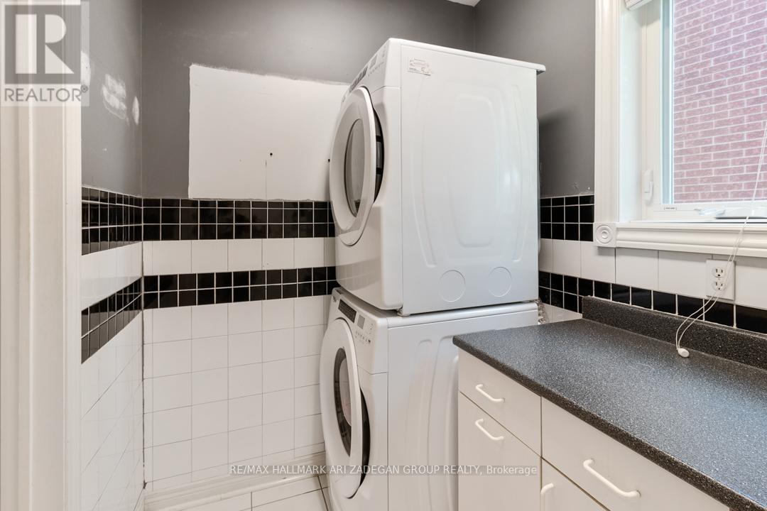 1 Grampian Avenue, Vaughan, Ontario  L6A 2A3 - Photo 17 - N12506792