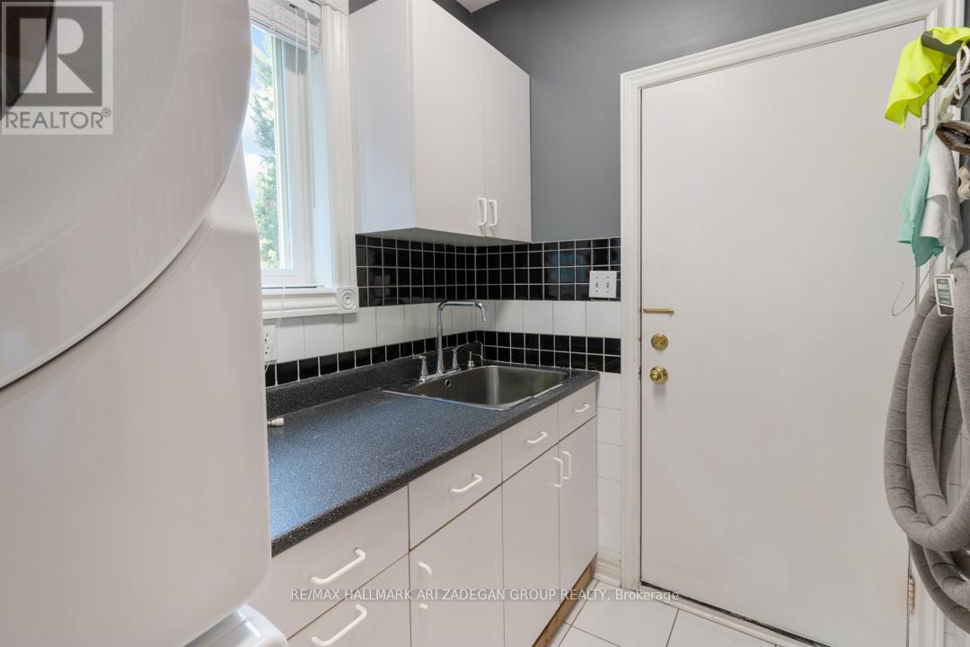 1 Grampian Avenue, Vaughan, Ontario  L6A 2A3 - Photo 18 - N12506792