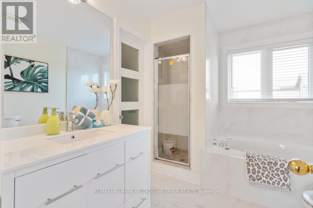 1 Grampian Avenue, Vaughan, Ontario  L6A 2A3 - Photo 24 - N12506792