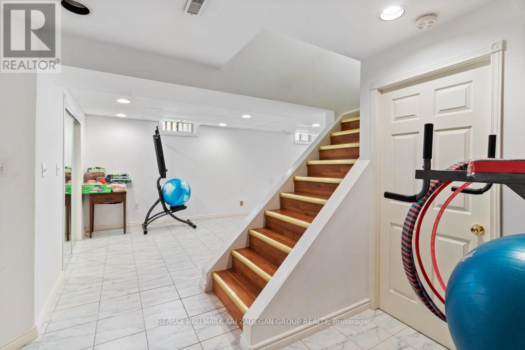 1 Grampian Avenue, Vaughan, Ontario  L6A 2A3 - Photo 31 - N12506792