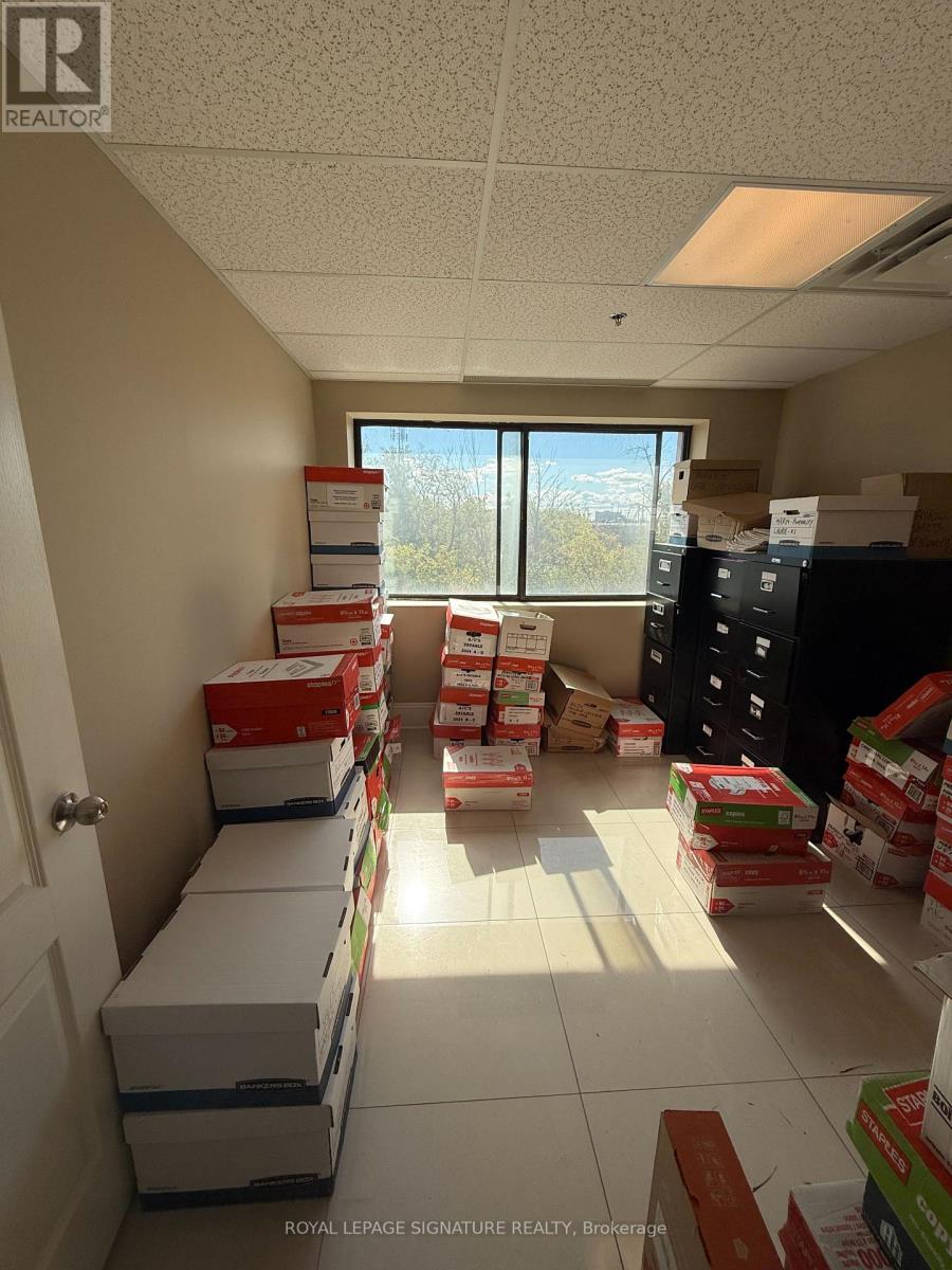 2nd Flr - 7601 Jane Street, Vaughan, Ontario  L4K 1X2 - Photo 11 - N12506808