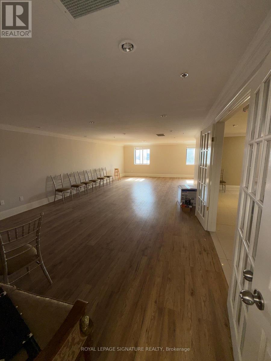 2nd Flr - 7601 Jane Street, Vaughan, Ontario  L4K 1X2 - Photo 24 - N12506808