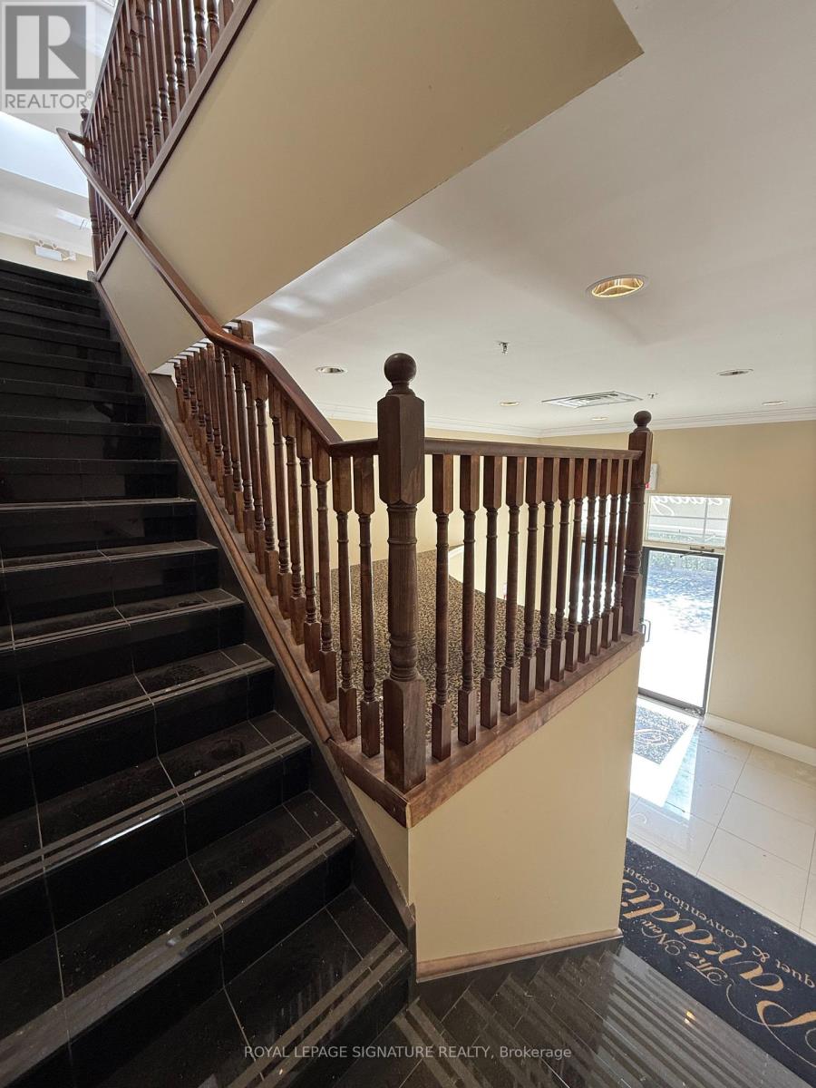 2nd Flr - 7601 Jane Street, Vaughan, Ontario  L4K 1X2 - Photo 4 - N12506808