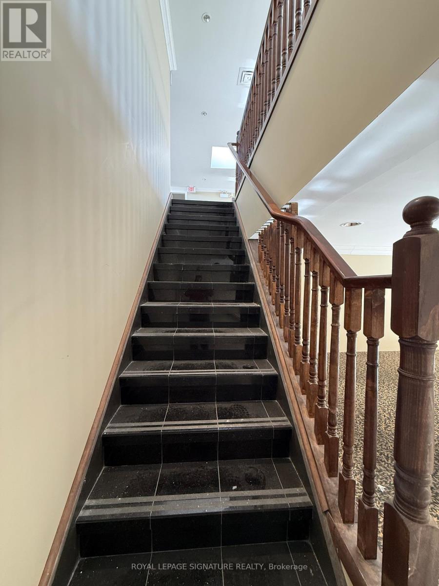 2nd Flr - 7601 Jane Street, Vaughan, Ontario  L4K 1X2 - Photo 5 - N12506808