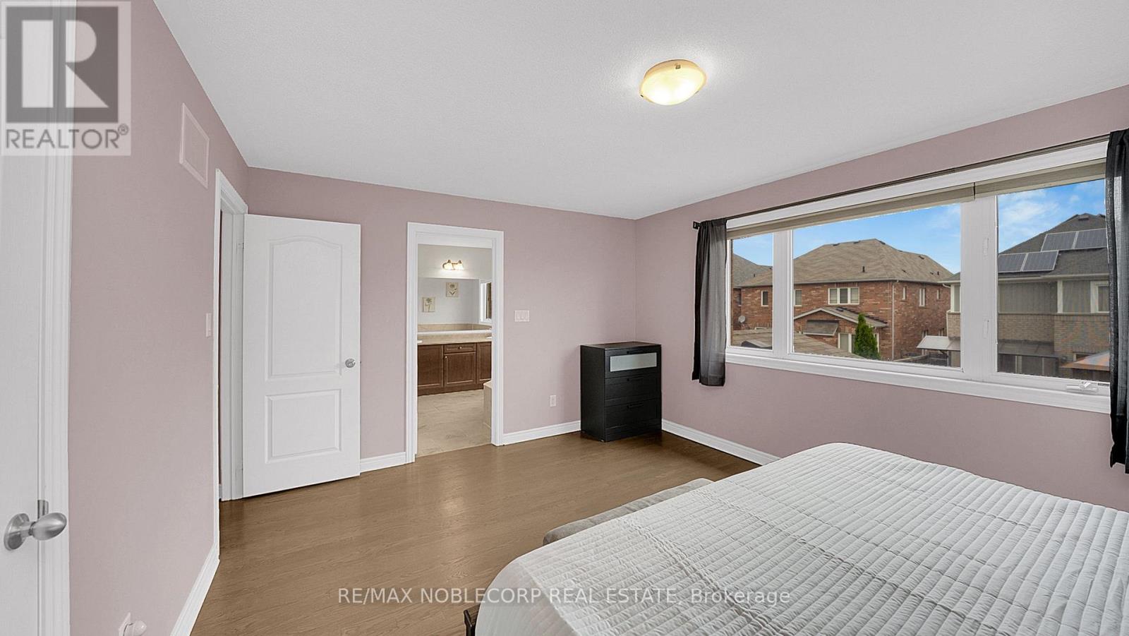 158 Downy Emerald Drive, Bradford West Gwillimbury (Bradford), Ontario  L3Z 0E6 - Photo 20 - N12506818