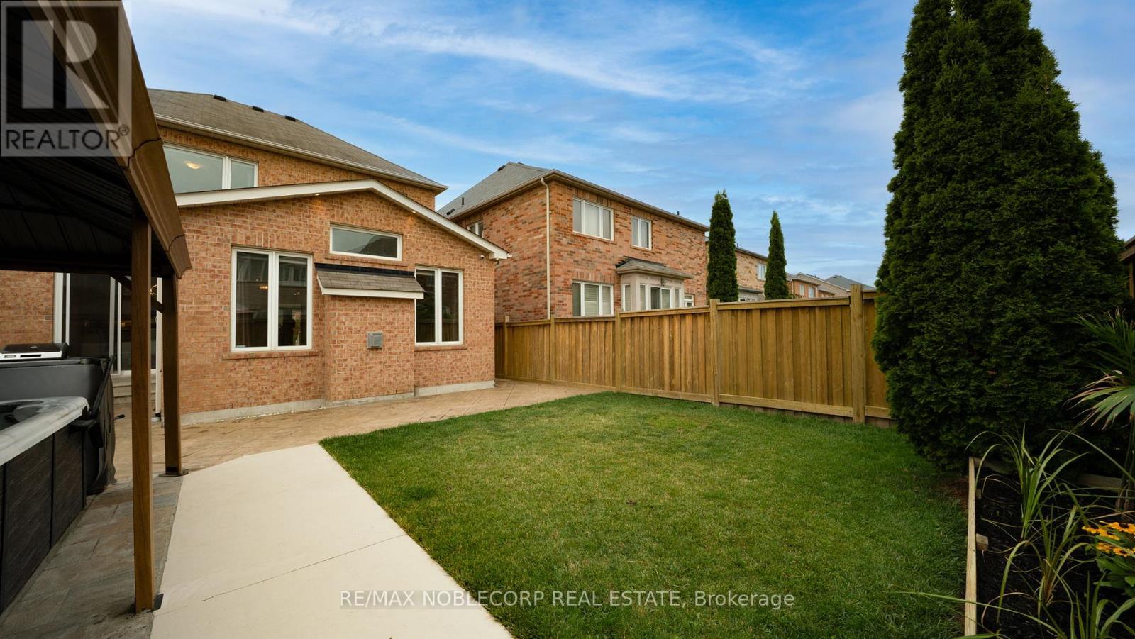 158 Downy Emerald Drive, Bradford West Gwillimbury (Bradford), Ontario  L3Z 0E6 - Photo 36 - N12506818