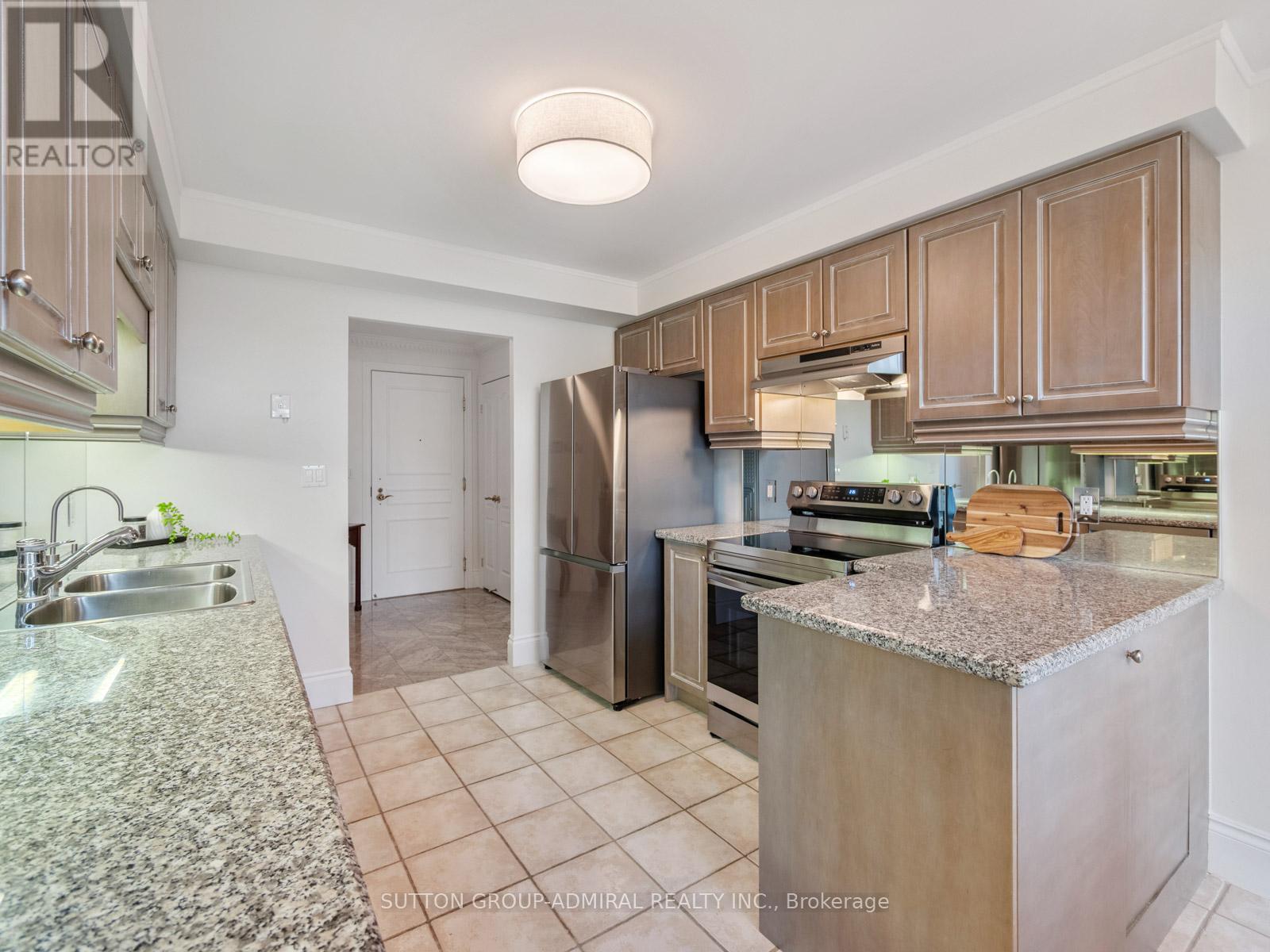 415 - 53 Woodbridge Avenue, Vaughan, Ontario  L4L 9K9 - Photo 8 - N12506866