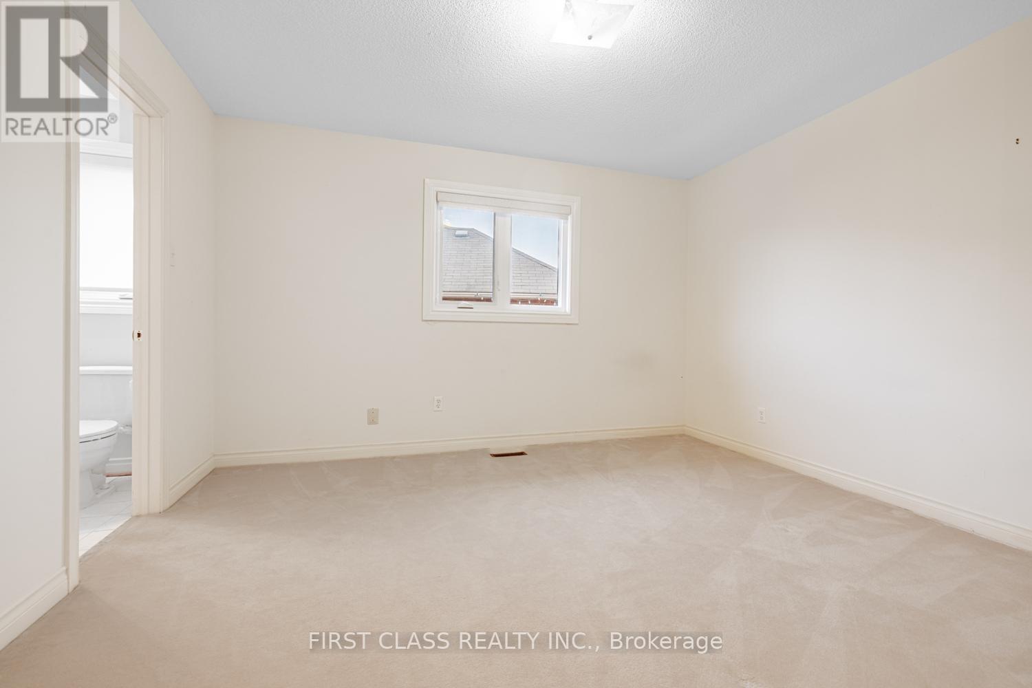 220 Timpson Drive, Aurora, Ontario  L4G 5M7 - Photo 18 - N12506870