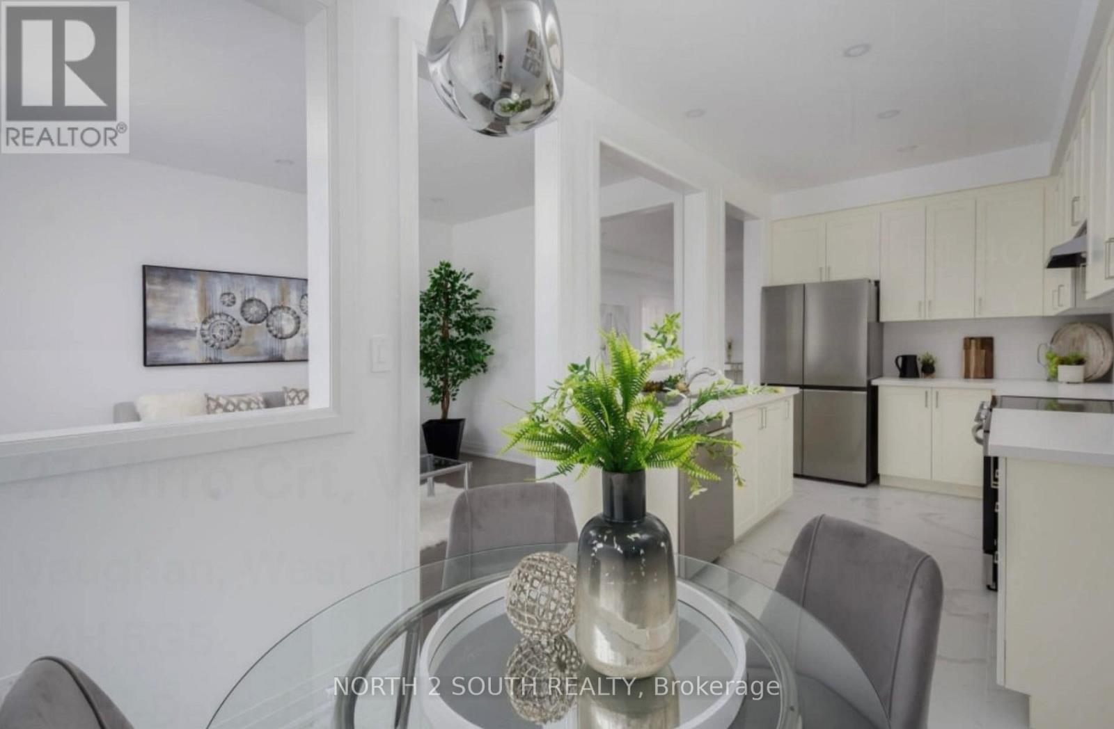 27 Virro Court, Vaughan, Ontario  L4H 5G5 - Photo 13 - N12506876