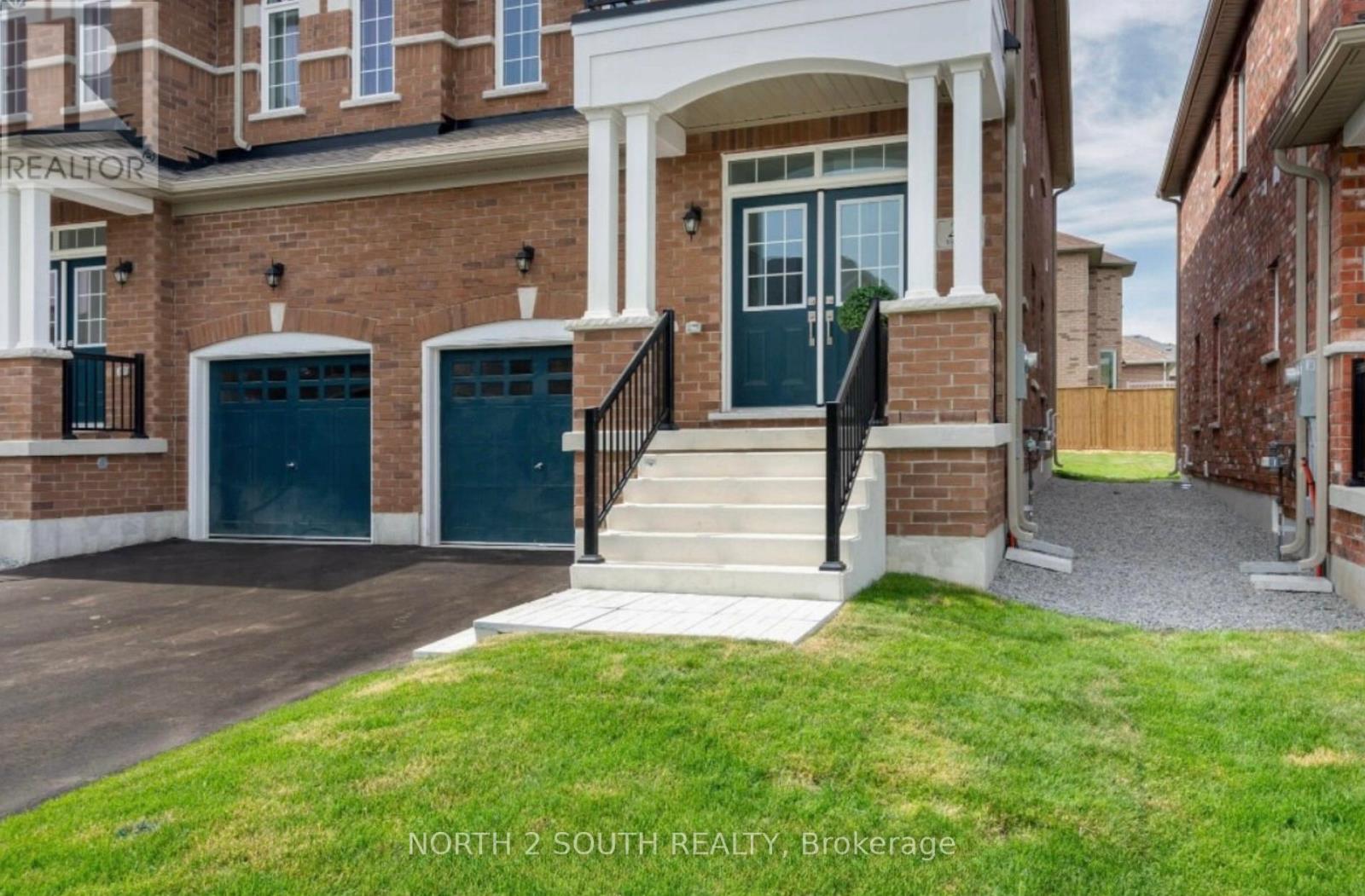 27 Virro Court, Vaughan, Ontario  L4H 5G5 - Photo 2 - N12506876