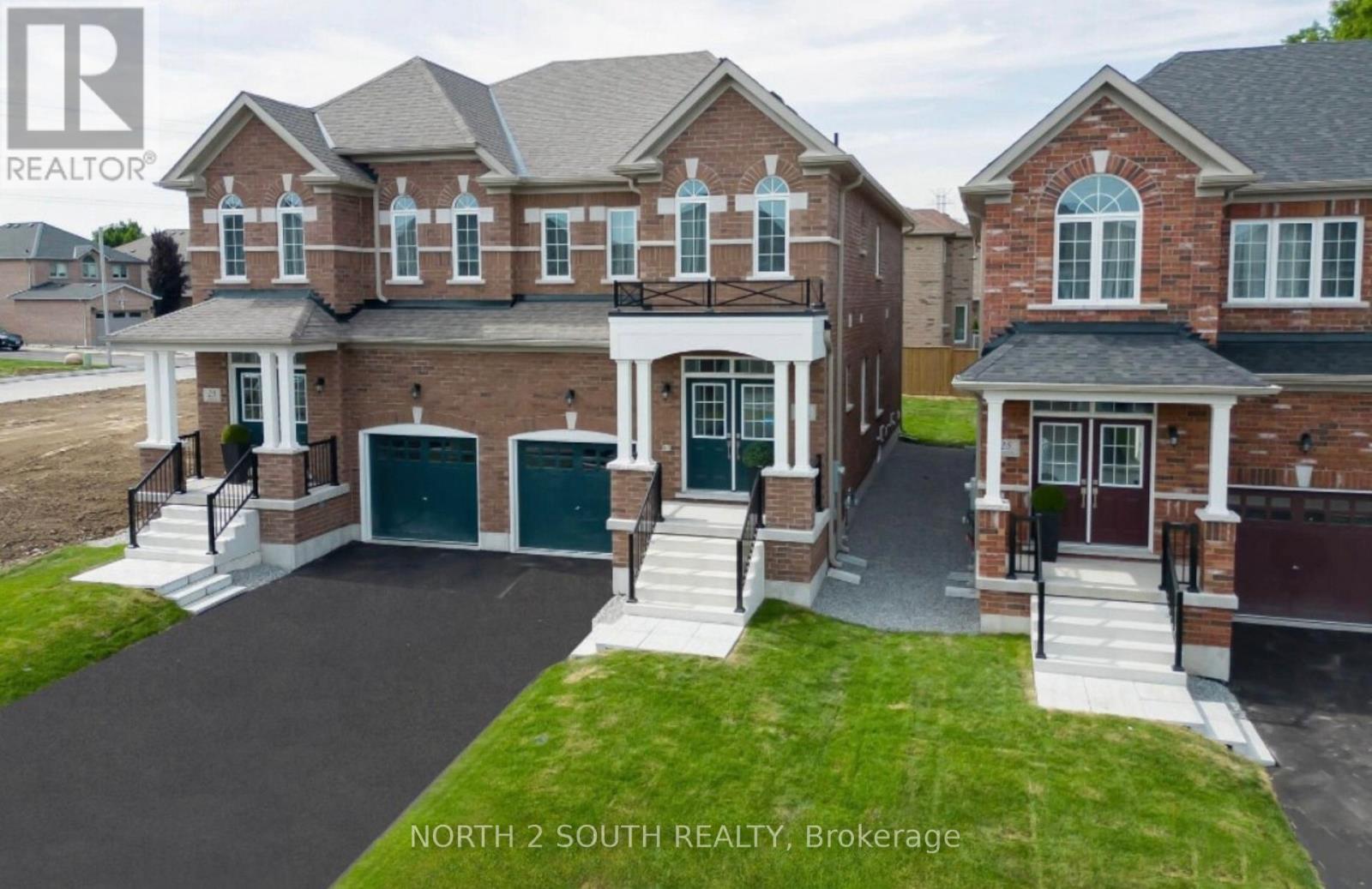 27 Virro Court, Vaughan, Ontario  L4H 5G5 - Photo 3 - N12506876