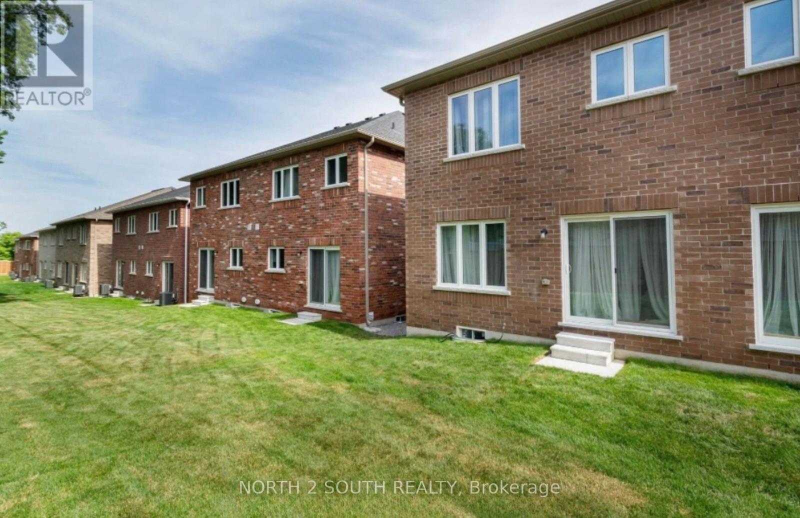 27 Virro Court, Vaughan, Ontario  L4H 5G5 - Photo 34 - N12506876