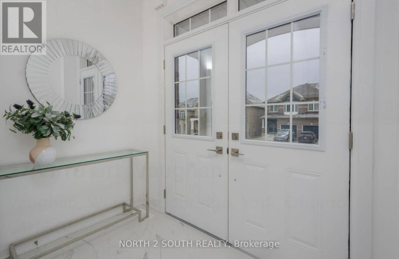 27 Virro Court, Vaughan, Ontario  L4H 5G5 - Photo 6 - N12506876