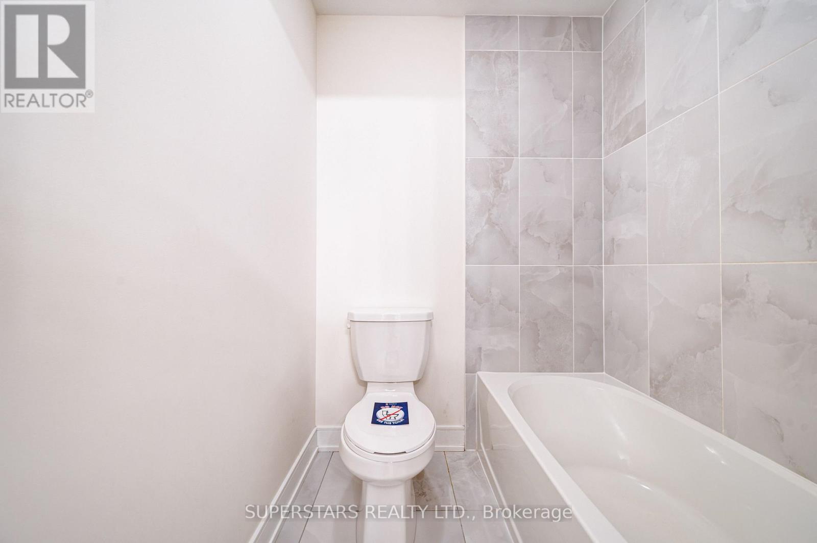 143 Kenneth Rogers Crescent, East Gwillimbury, Ontario  L9N 0S1 - Photo 21 - N12506930