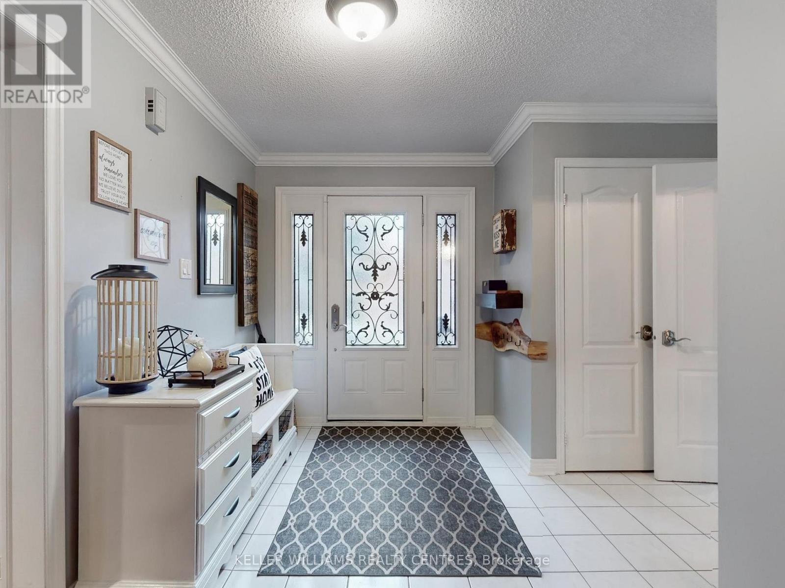 151 Rhodes Circle, Newmarket, Ontario  L3X 1V2 - Photo 19 - N12506958