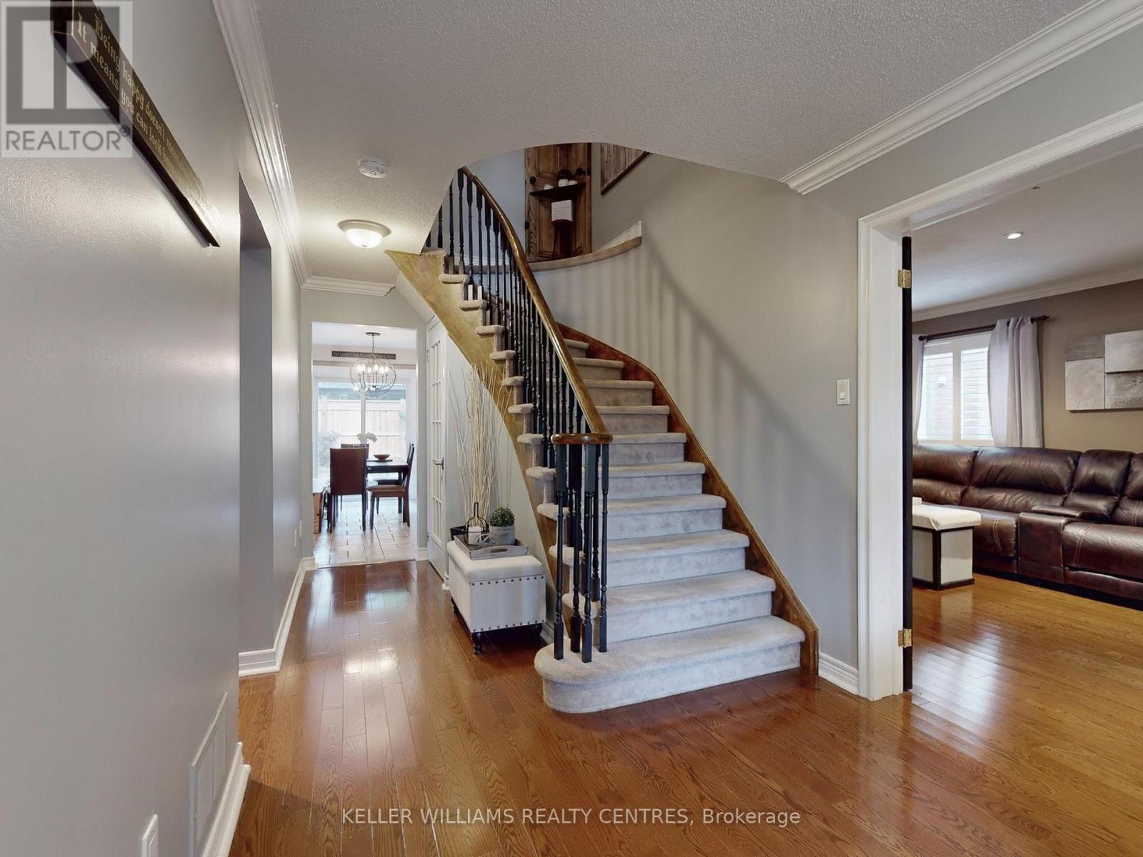 151 Rhodes Circle, Newmarket, Ontario  L3X 1V2 - Photo 20 - N12506958