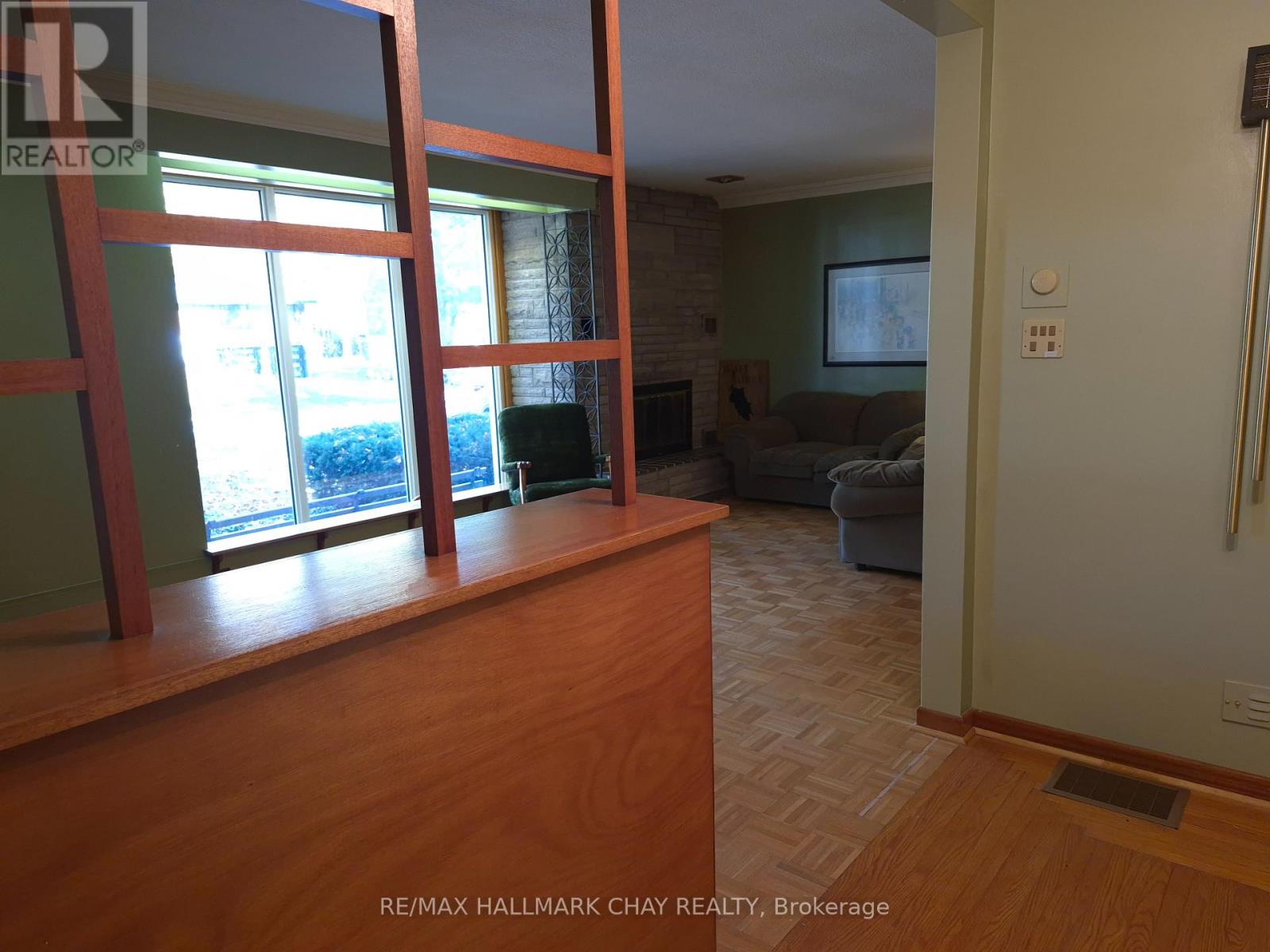 1005 Ingram Crescent, Midland, Ontario  L4R 4E9 - Photo 3 - S12506650