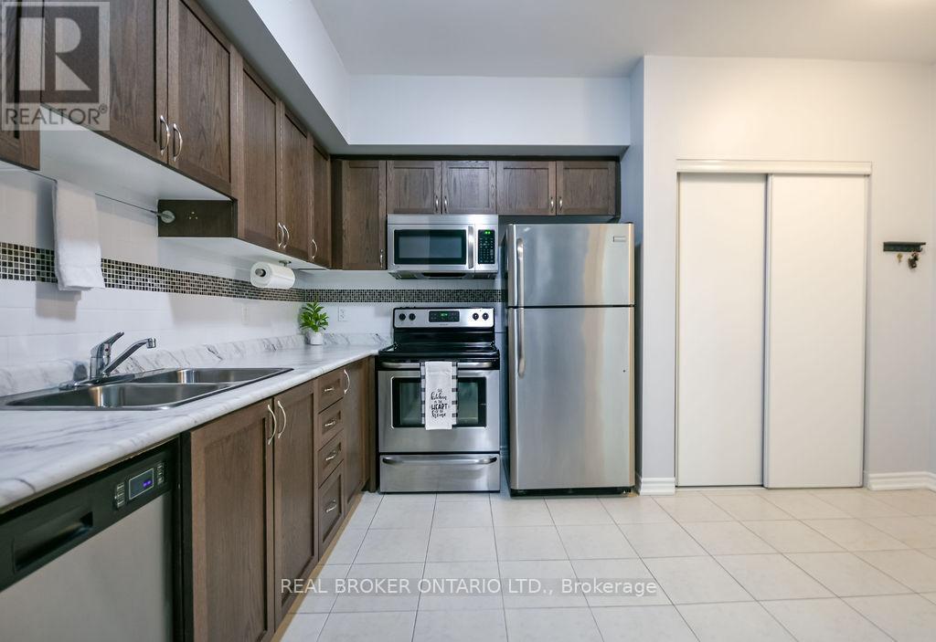 404 - 40 Ferndale Drive S, Barrie, Ontario  L4N 2L3 - Photo 11 - S12506658