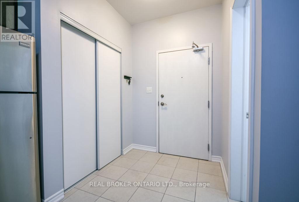 404 - 40 Ferndale Drive S, Barrie, Ontario  L4N 2L3 - Photo 6 - S12506658