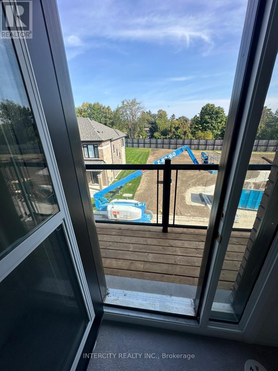 23 Bluebird Lane, Barrie, Ontario  L4N 6A3 - Photo 15 - S12506970