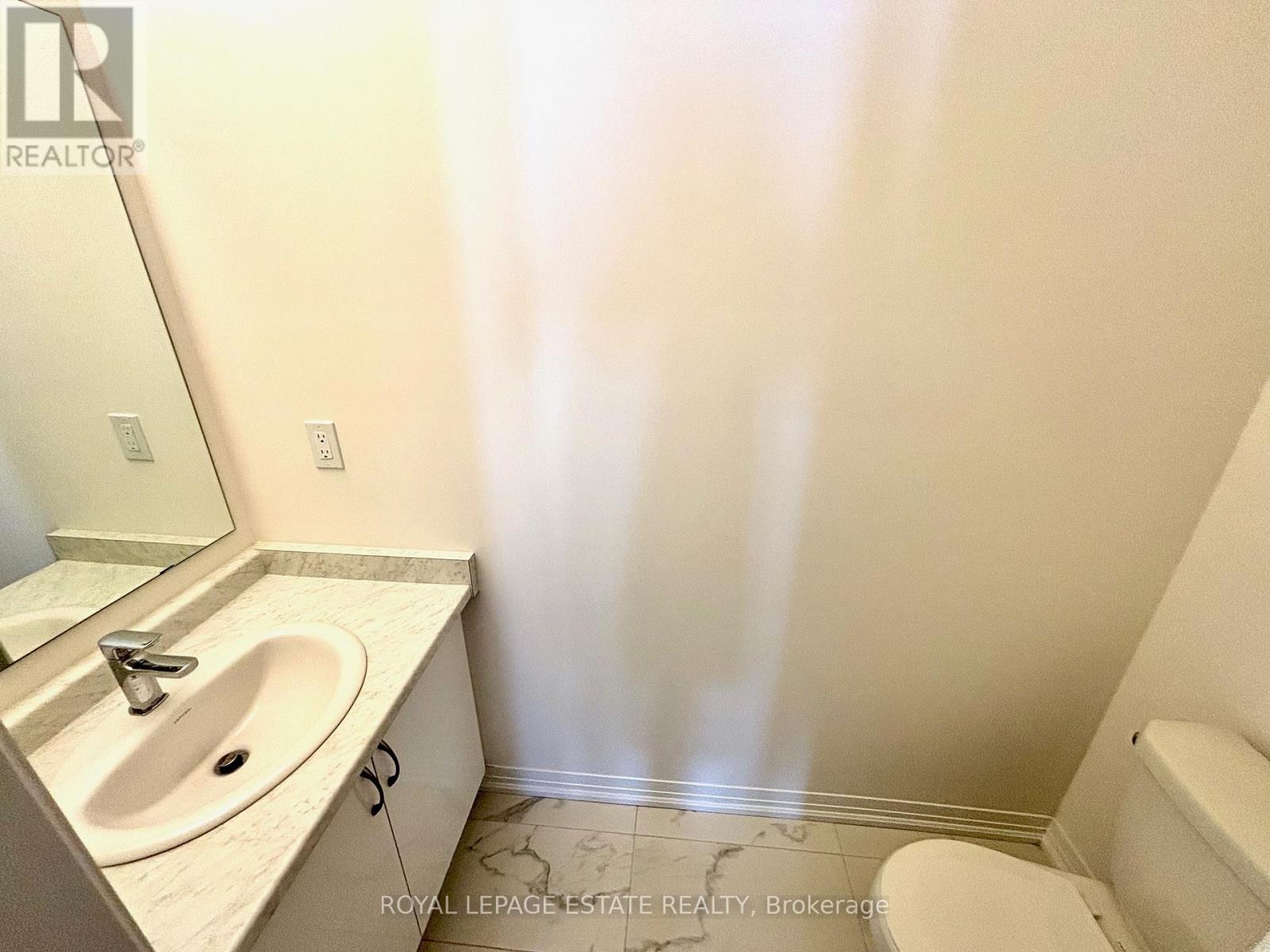 3028 Sandy Acres Avenue, Severn, Ontario L3V 8P8 - Photo 18 - S12496674