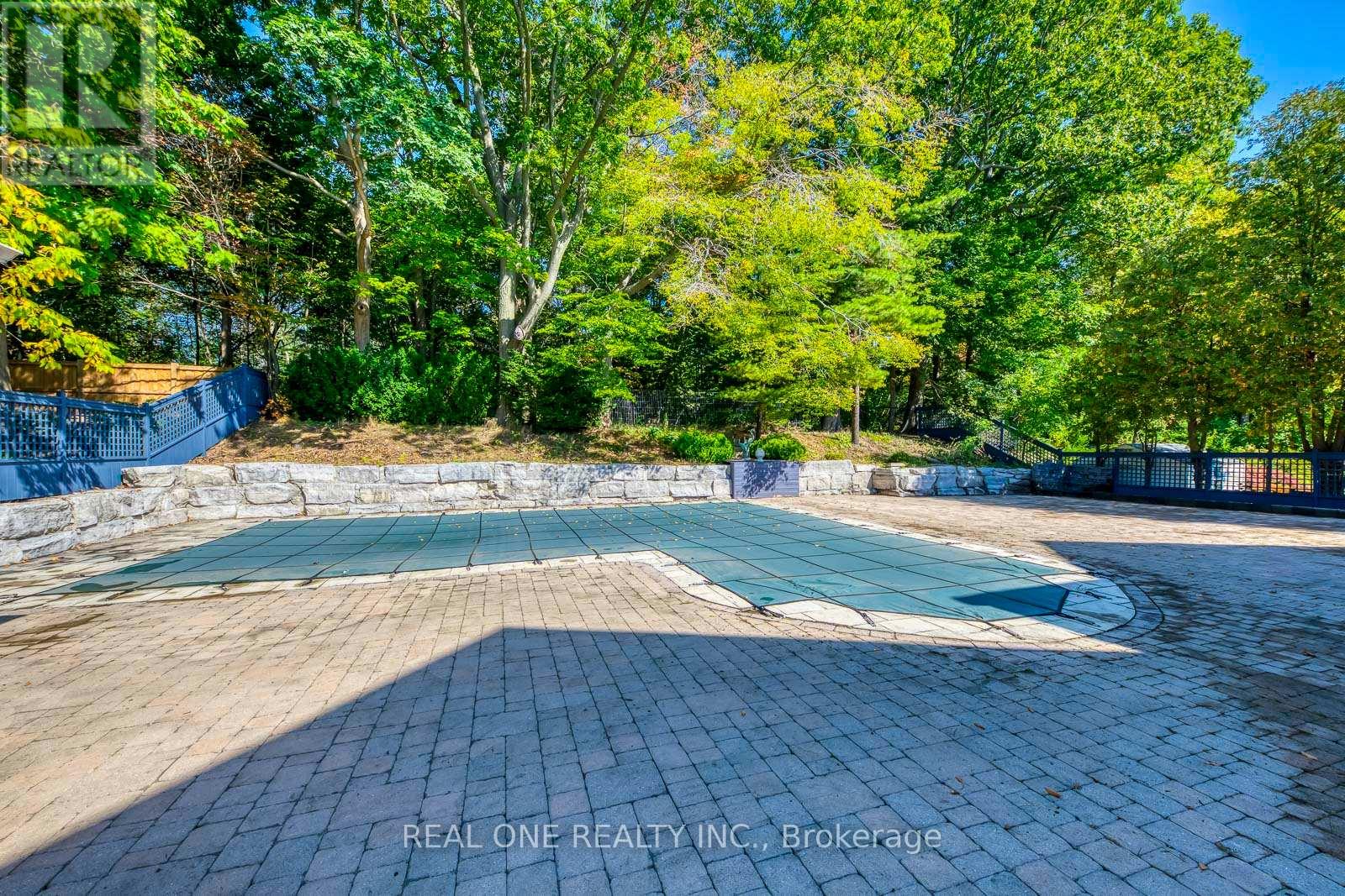 767 Parkland Avenue, Mississauga, Ontario L5H 3G6 - Photo 42 - W12450419