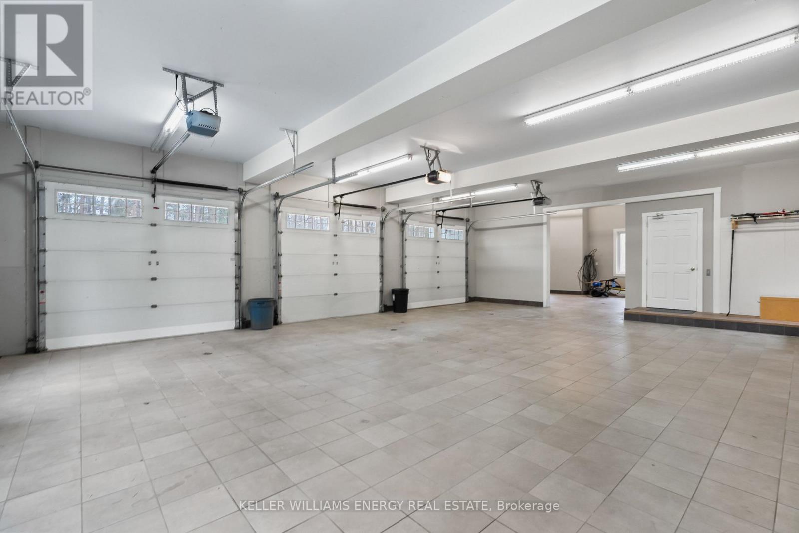 16262 Mccowan Road, Whitchurch-Stouffville, Ontario  L4A 2T2 - Photo 35 - N12465922