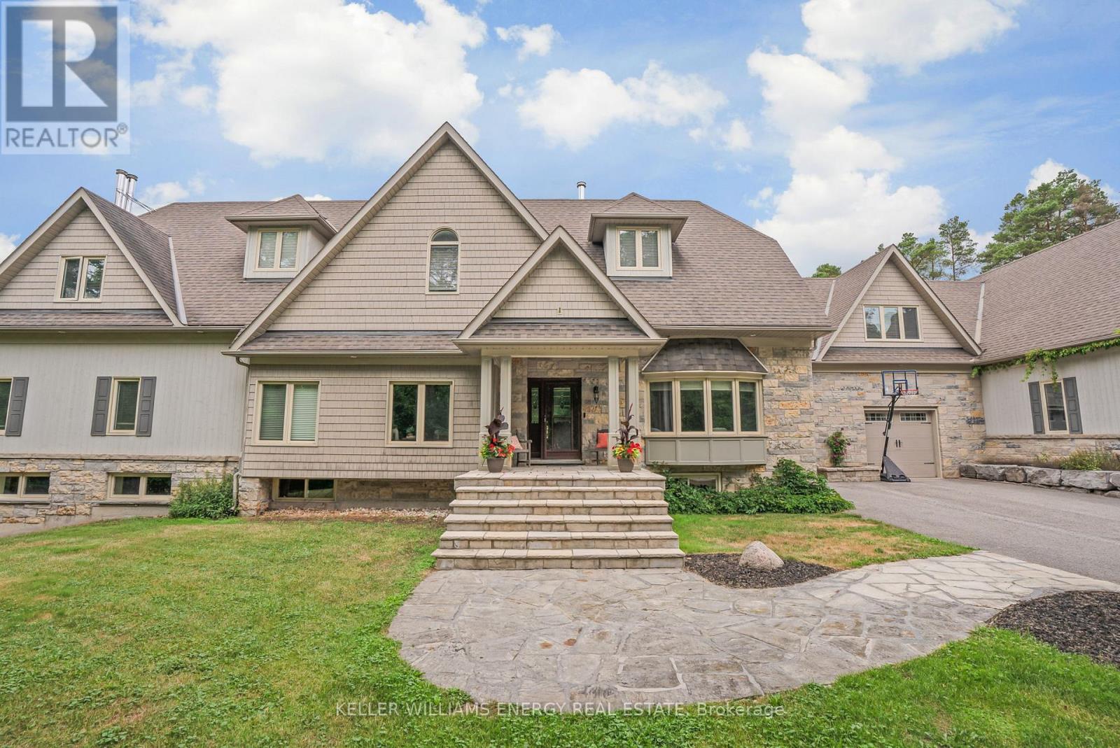 16262 Mccowan Road, Whitchurch-Stouffville, Ontario  L4A 2T2 - Photo 2 - N12465922