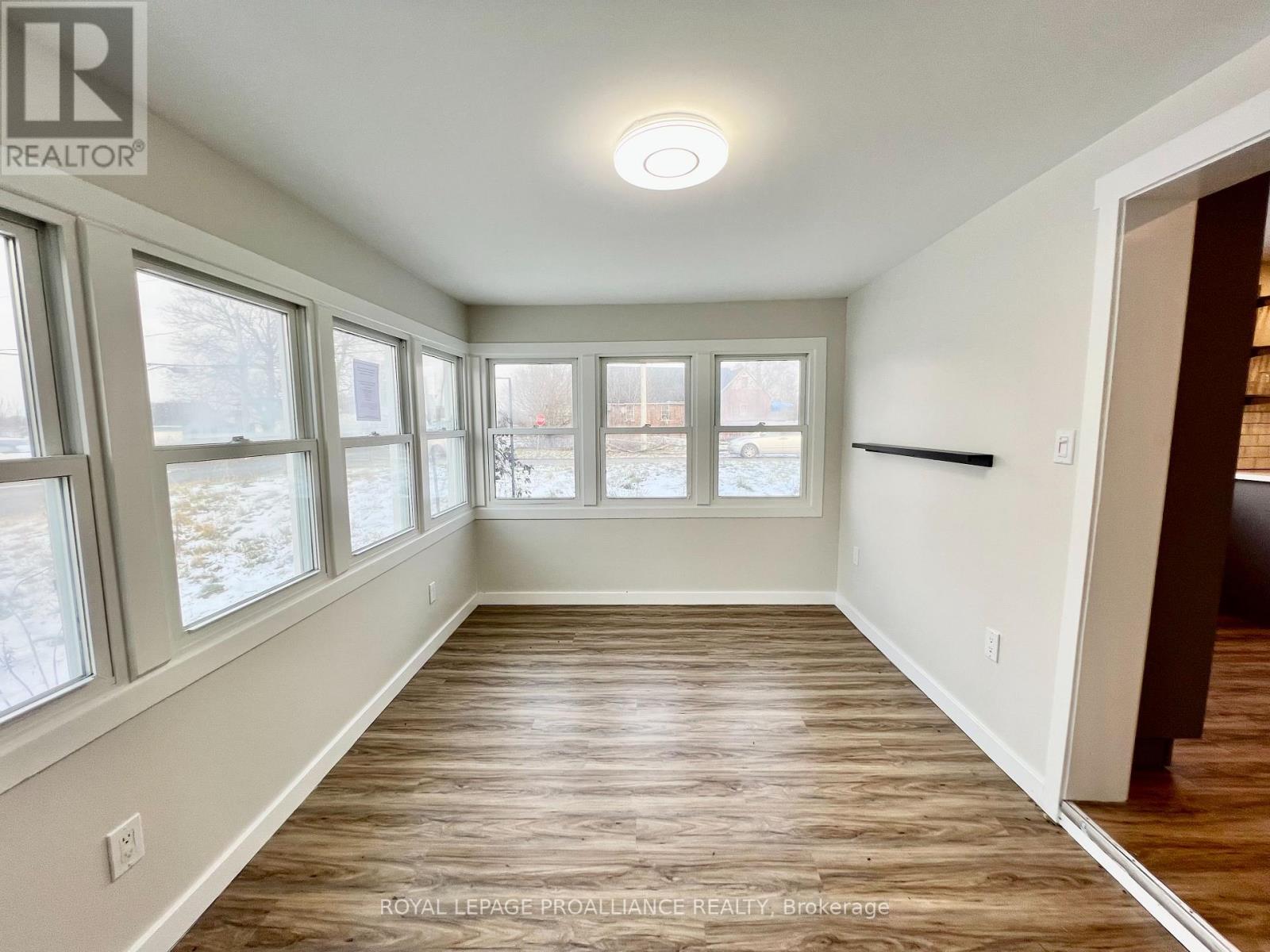 51 Reddick Street, Prince Edward County, Ontario K8N 0L5 - Photo 12 - X12503430