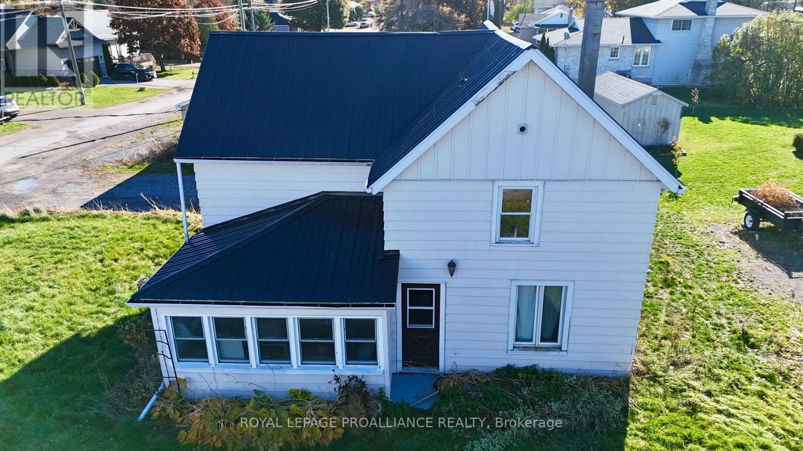 51 Reddick Street, Prince Edward County, Ontario K8N 0L5 - Photo 27 - X12503430