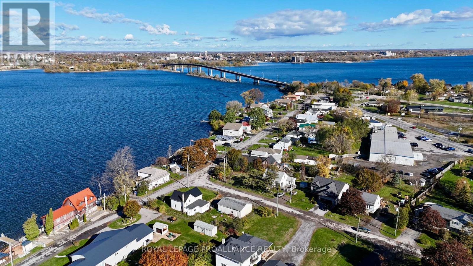 51 Reddick Street, Prince Edward County, Ontario K8N 0L5 - Photo 4 - X12503430