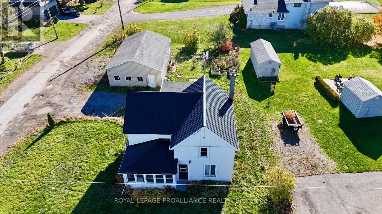 51 Reddick Street, Prince Edward County, Ontario K8N 0L5 - Photo 1 - X12503430