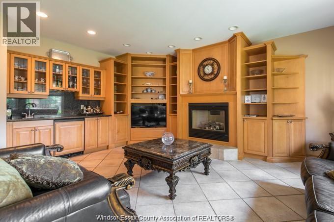 303 Shoreview Circle, Windsor, Ontario  N8P 1M7 - Photo 8 - 25027952