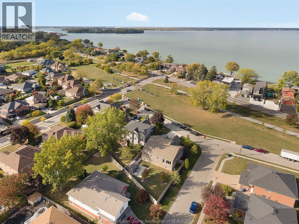 11363 Amalfi, Windsor, Ontario N8P 1J8 - Photo 7 - 25027938