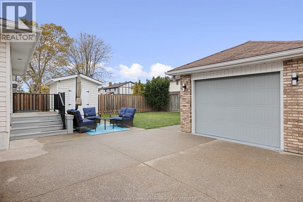 12218 Baillargeon, Tecumseh, Ontario N8N 4A7 - Photo 14 - 25027882