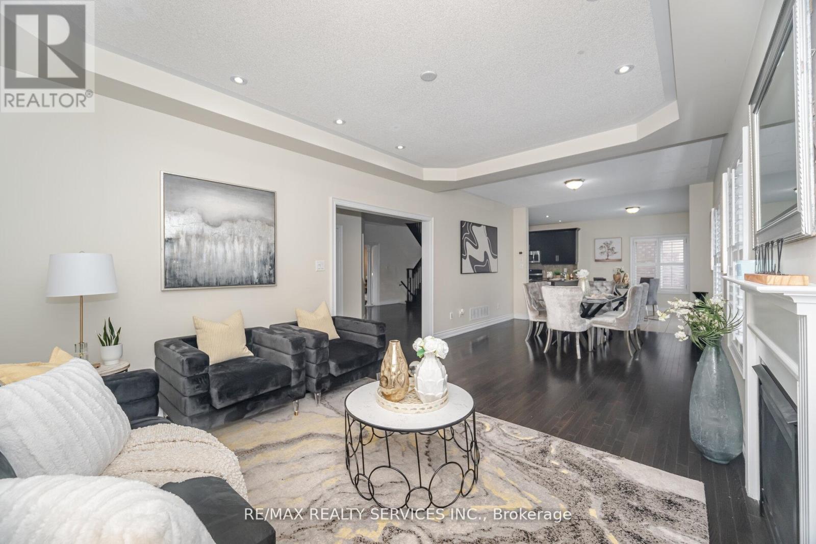 6 Beacon Hill Drive, Brampton, Ontario  L6X 0V6 - Photo 22 - W12506636