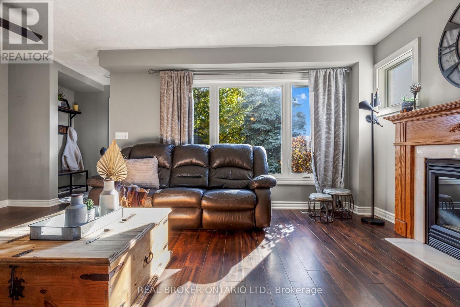 304 Dogwood Street, Orangeville, Ontario  L9W 4Z7 - Photo 9 - W12506654