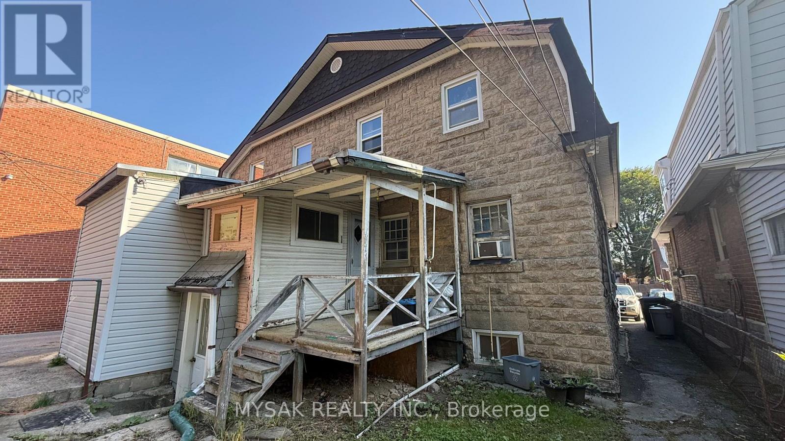 116 Fifth Street, Toronto, Ontario  M8V 2Z3 - Photo 10 - W12506720