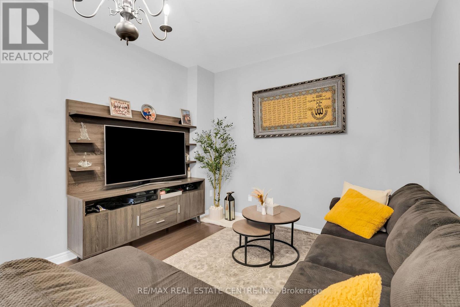 1 Perdita Road, Brampton, Ontario  L6Y 6B1 - Photo 11 - W12506728