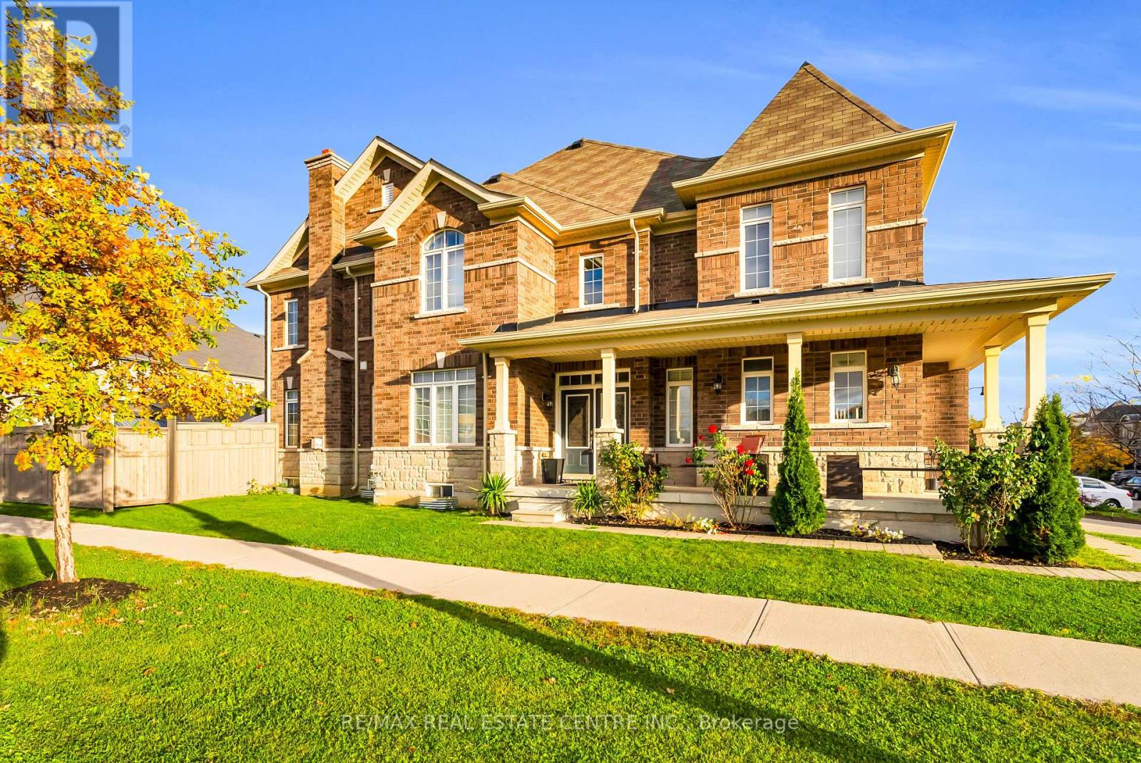 1 Perdita Road, Brampton, Ontario  L6Y 6B1 - Photo 2 - W12506728